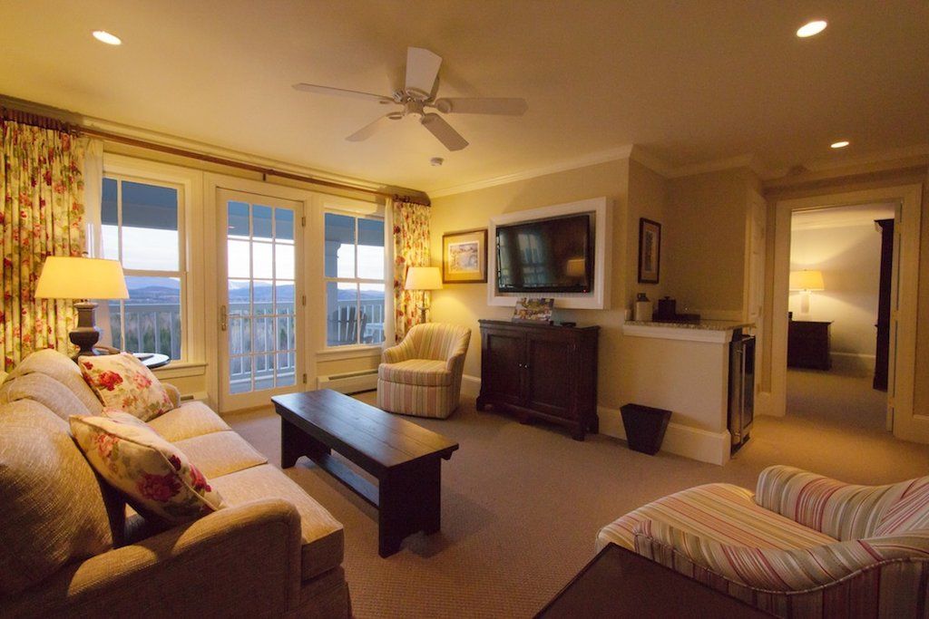 Mountain View Grand & 4*